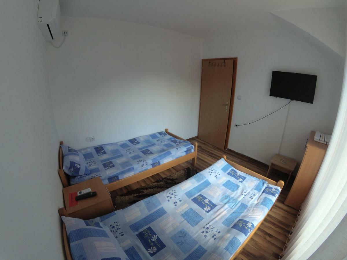 Apartment And Rooms Konak Visegrad Bagian luar foto