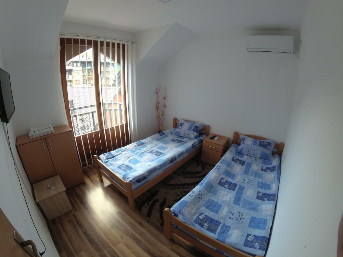 Apartment And Rooms Konak Visegrad Bagian luar foto
